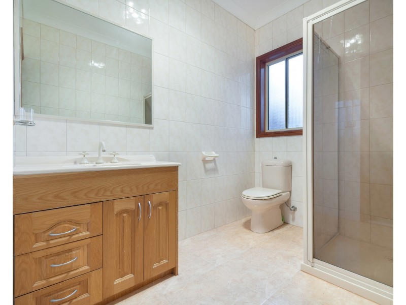 26 Colchester Circuit, Roxburgh Park VIC 3064