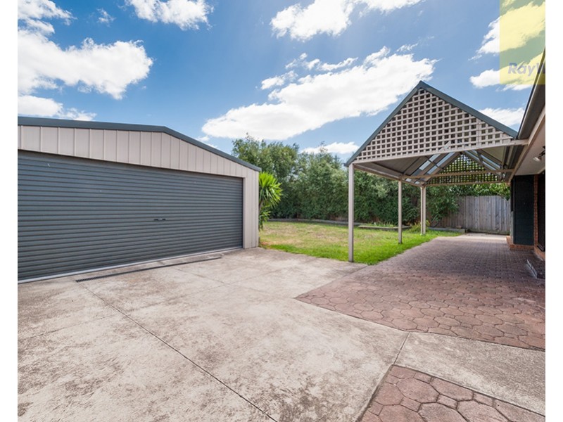 4 Balcombe Court, Craigieburn VIC 3064
