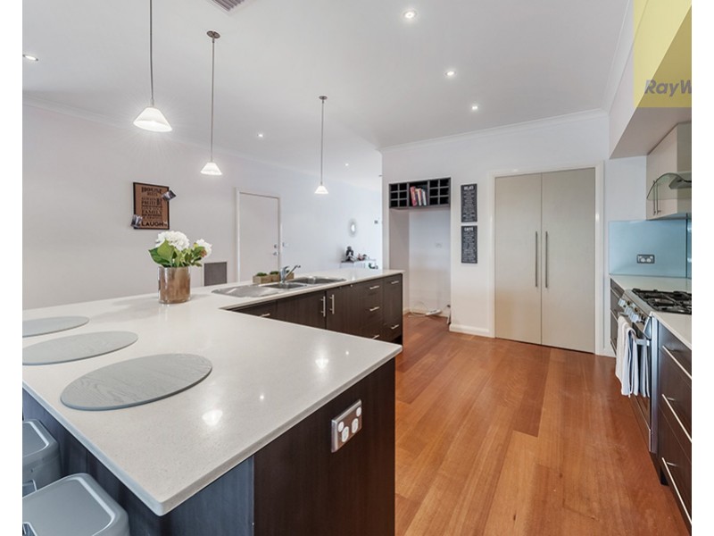 183 Central Park Avenue, Craigieburn VIC 3064