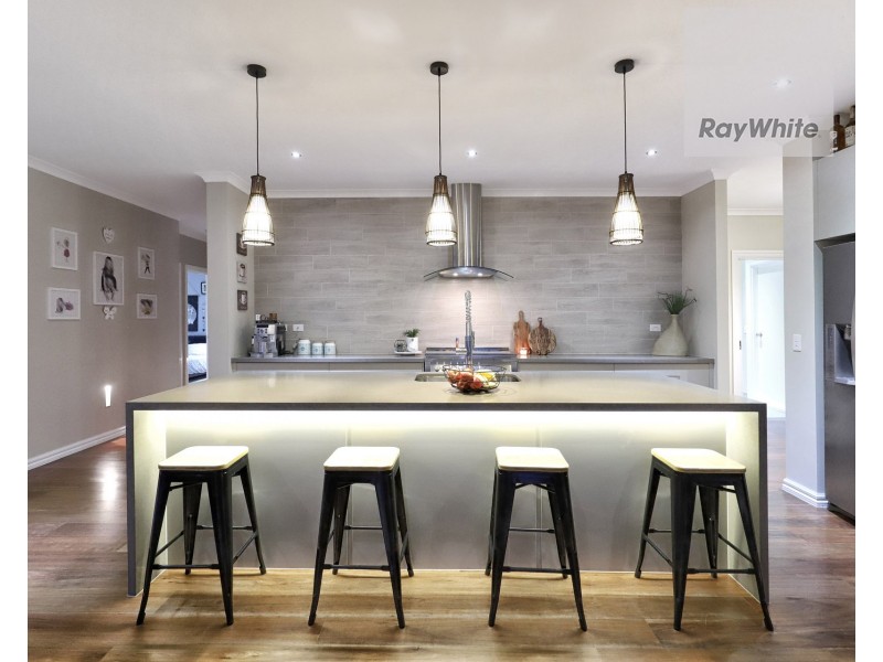 21 Bologna Crescent, Greenvale VIC 3059