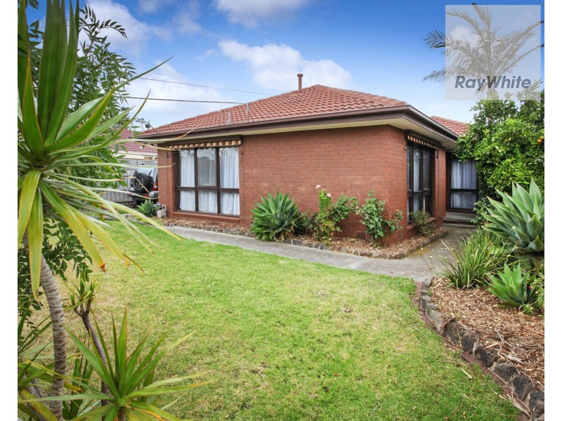 58 Lenoak Street, Gladstone Park VIC 3043