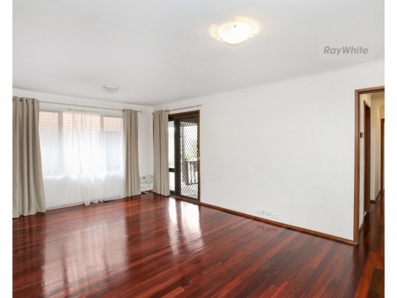 58 Lenoak Street, Gladstone Park VIC 3043