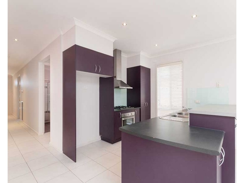 53 Bowral Loop, Craigieburn VIC 3064