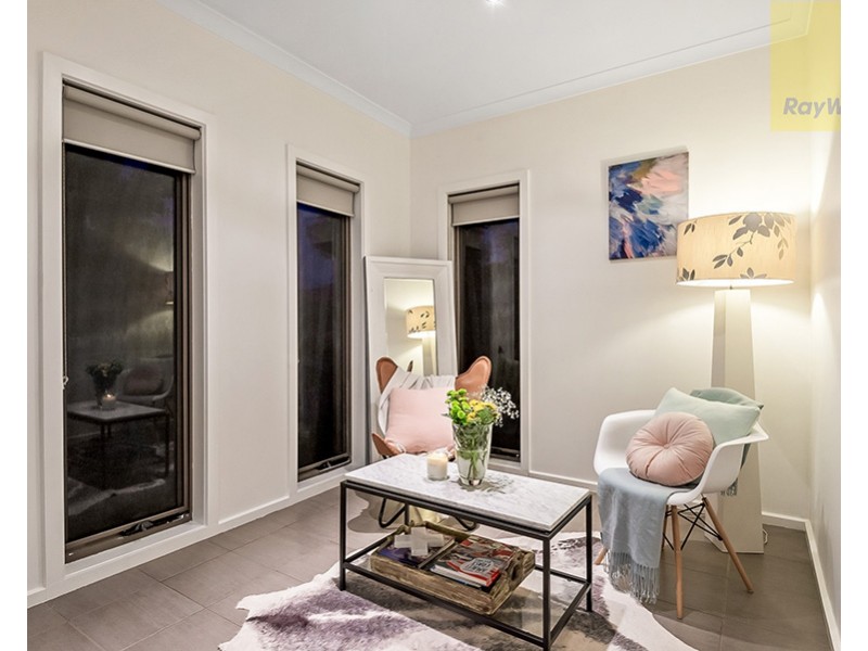 32 The Garlands, Craigieburn VIC 3064