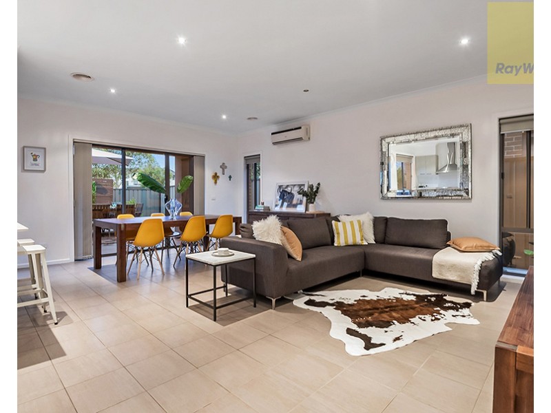 32 The Garlands, Craigieburn VIC 3064