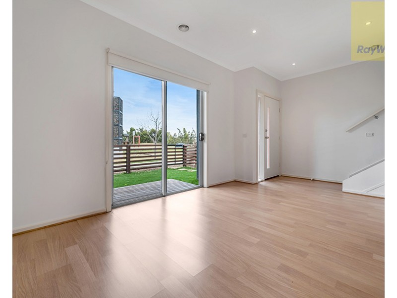 11/8 Moresby Court, Craigieburn VIC 3064
