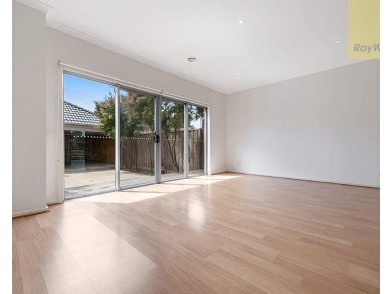 11/8 Moresby Court, Craigieburn VIC 3064