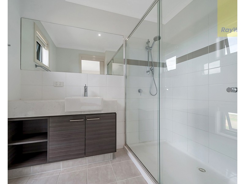 11/8 Moresby Court, Craigieburn VIC 3064