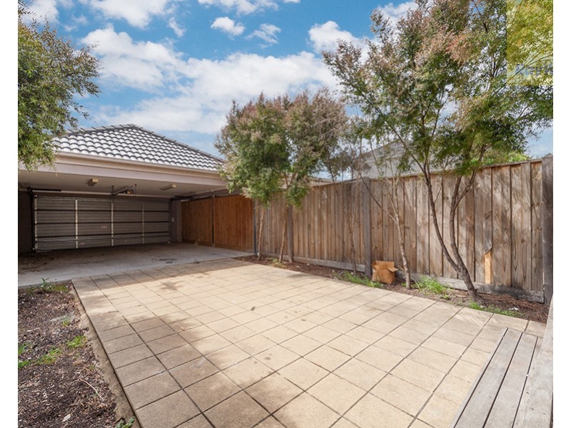 11/8 Moresby Court, Craigieburn VIC 3064