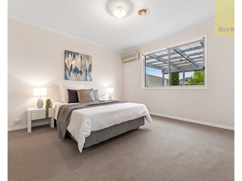 17 Mission Hills Way, Craigieburn VIC 3064