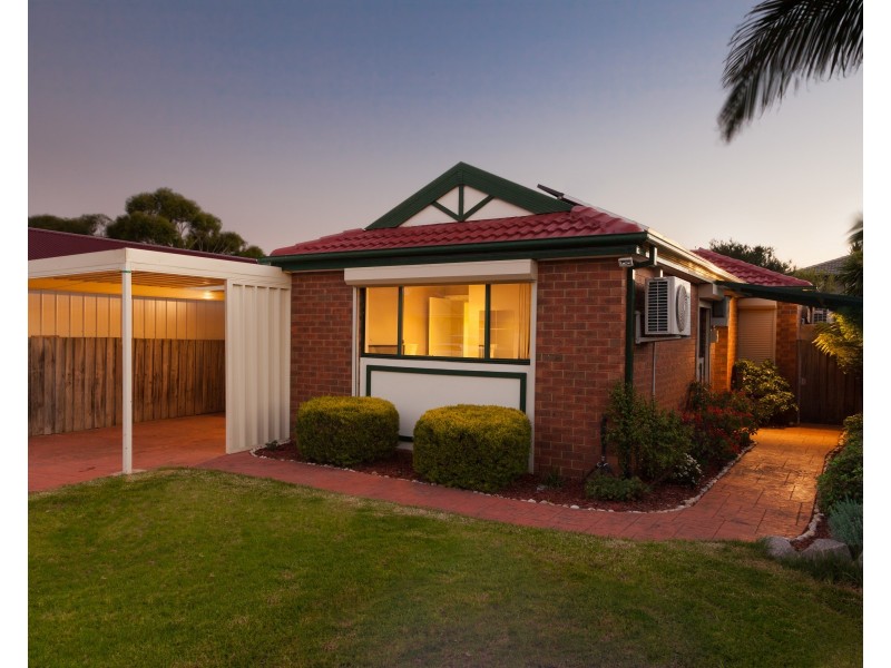 3 Brecon Nook, Craigieburn VIC 3064