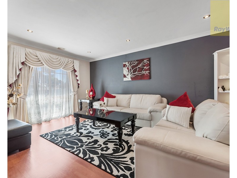 14 Farnham Court, Craigieburn VIC 3064