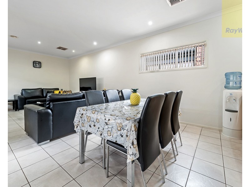 13 Burrora Way, Craigieburn VIC 3064