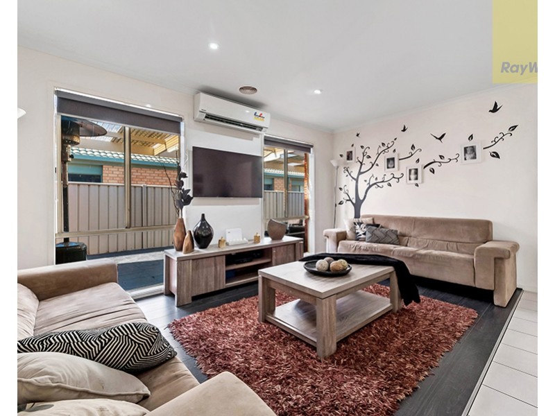 52 Woodlea Crescent, Craigieburn VIC 3064