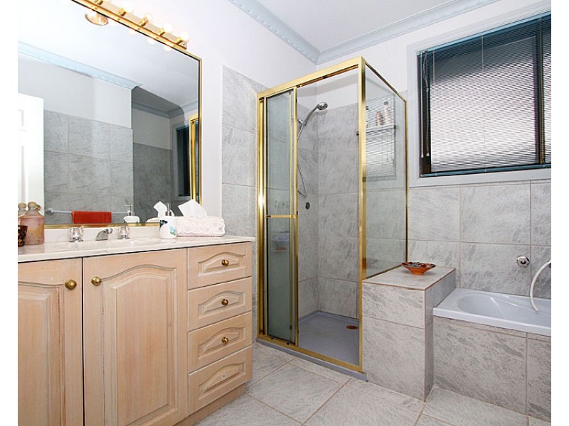 3 Metropolitan Avenue, Craigieburn VIC 3064