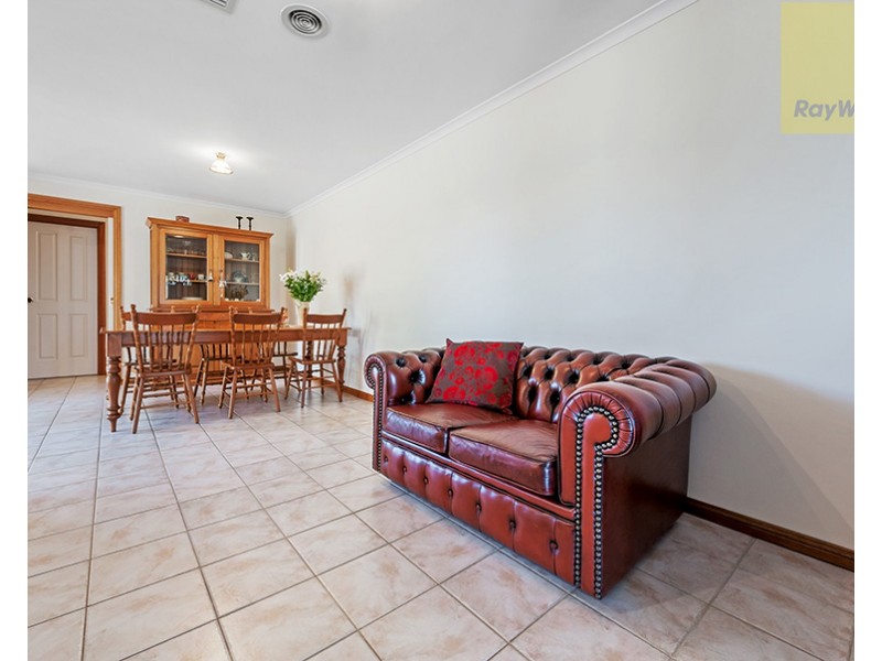 11 Smeaton Court, Craigieburn VIC 3064