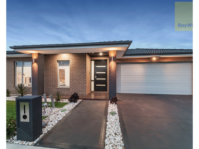 29 Lemon Myrtle Way, Craigieburn VIC 3064