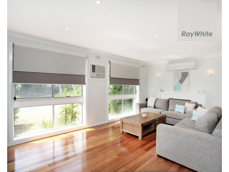 2 Keyes Place, Gladstone Park VIC 3043