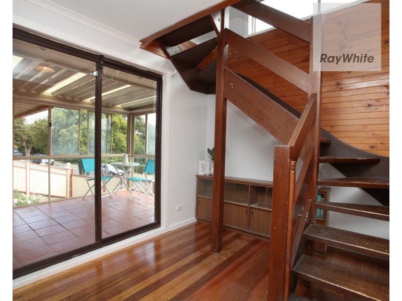 2 Keyes Place, Gladstone Park VIC 3043