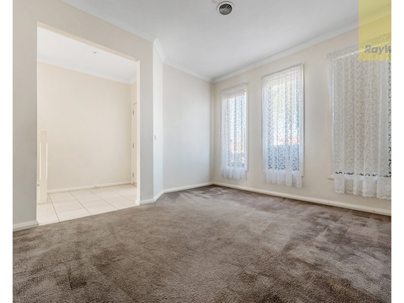 13 Malabar Street, Roxburgh Park VIC 3064