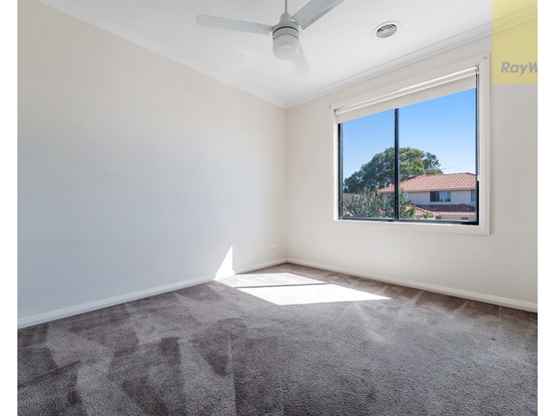 13 Malabar Street, Roxburgh Park VIC 3064