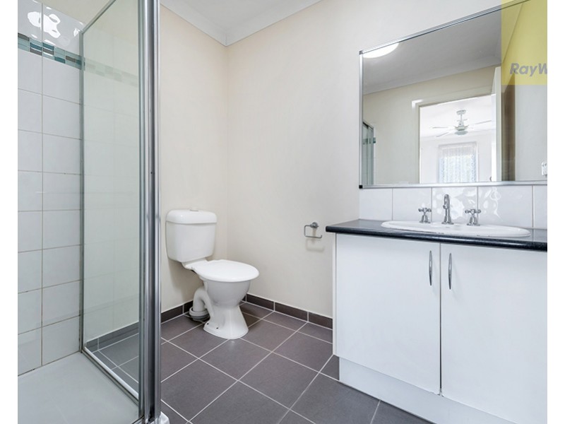 13 Malabar Street, Roxburgh Park VIC 3064