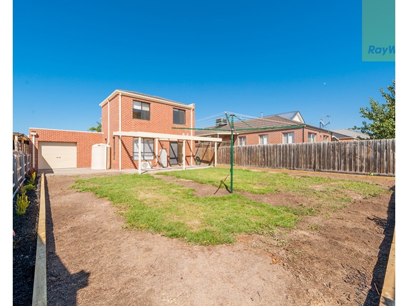 13 Malabar Street, Roxburgh Park VIC 3064