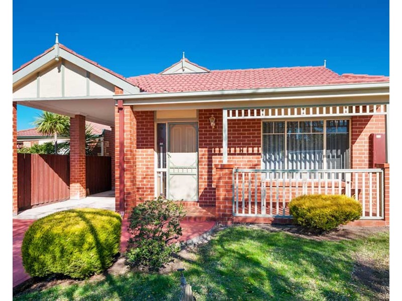 12 Pinnock Avenue, Roxburgh Park VIC 3064