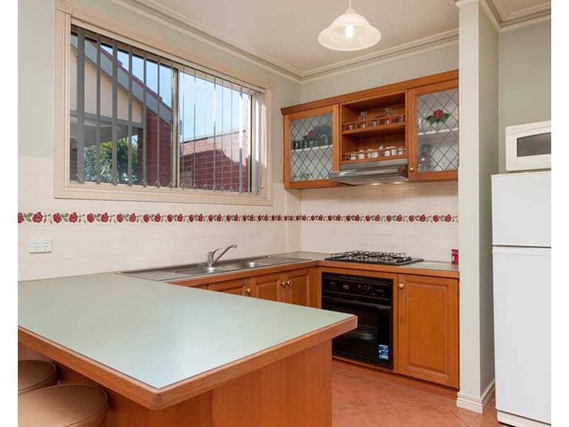 12 Pinnock Avenue, Roxburgh Park VIC 3064