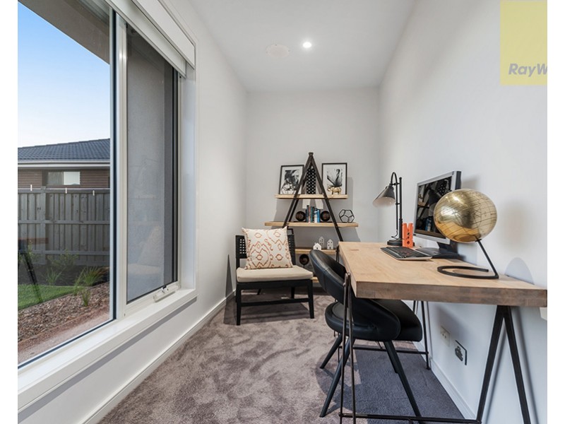 28 Halycon Bend, Beveridge VIC 3753