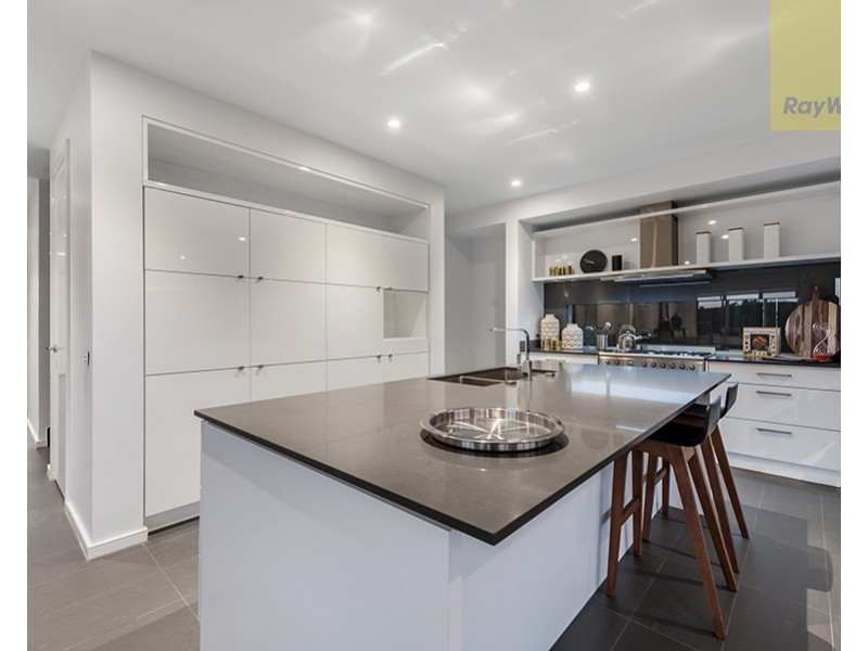 28 Halycon Bend, Beveridge VIC 3753