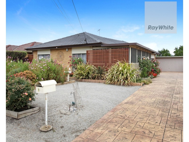 19 Samara Grove, Gladstone Park VIC 3043