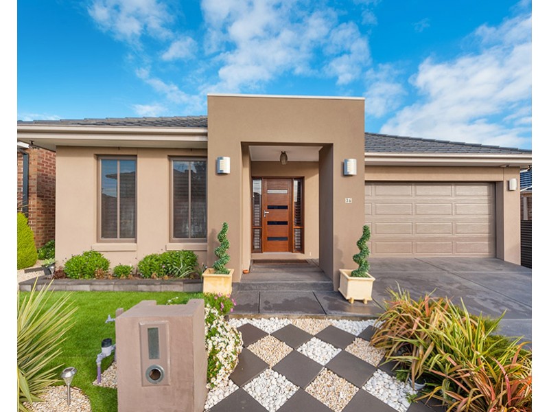 36 Baronial Way, Craigieburn VIC 3064