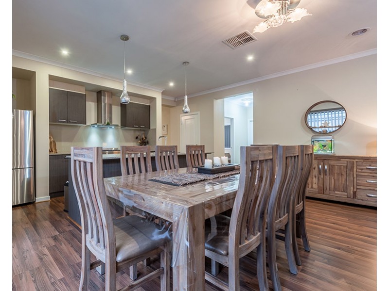 36 Baronial Way, Craigieburn VIC 3064