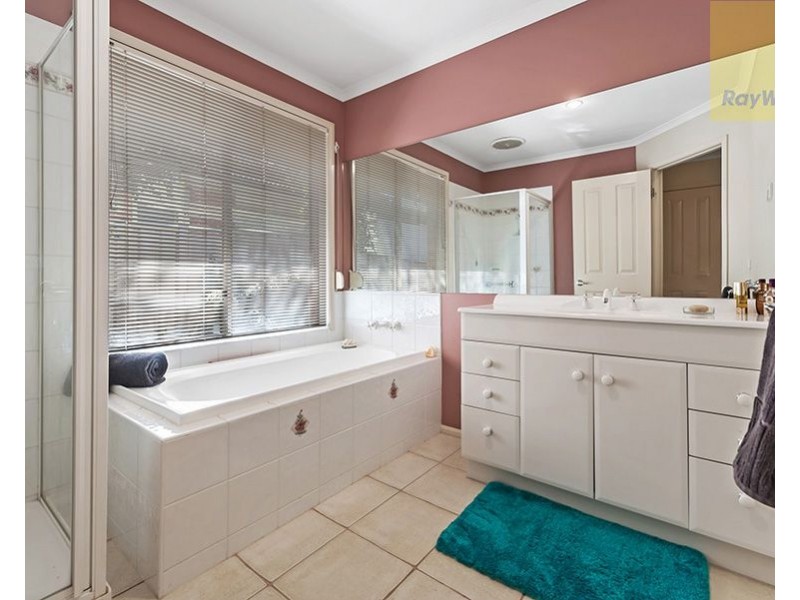 3 Threadneedle Street, Attwood VIC 3049