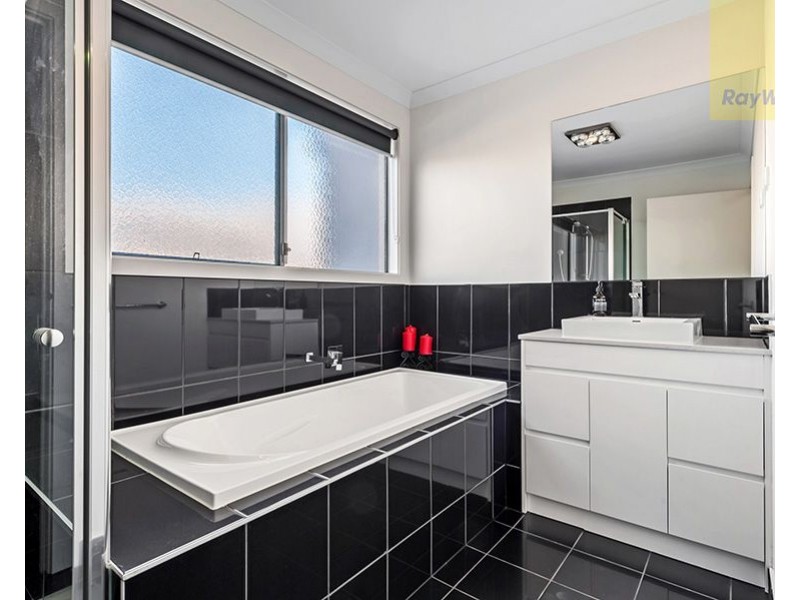 29 Grattan Cove, Craigieburn VIC 3064