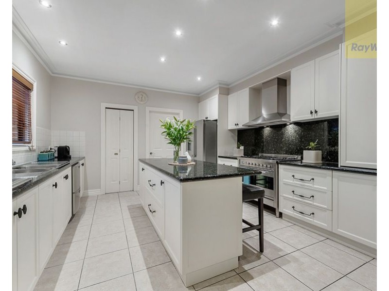 12 Grange Rise, Craigieburn VIC 3064