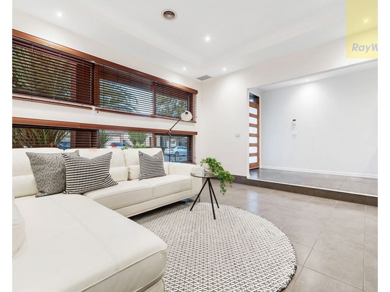 27 Somersby Road, Craigieburn VIC 3064