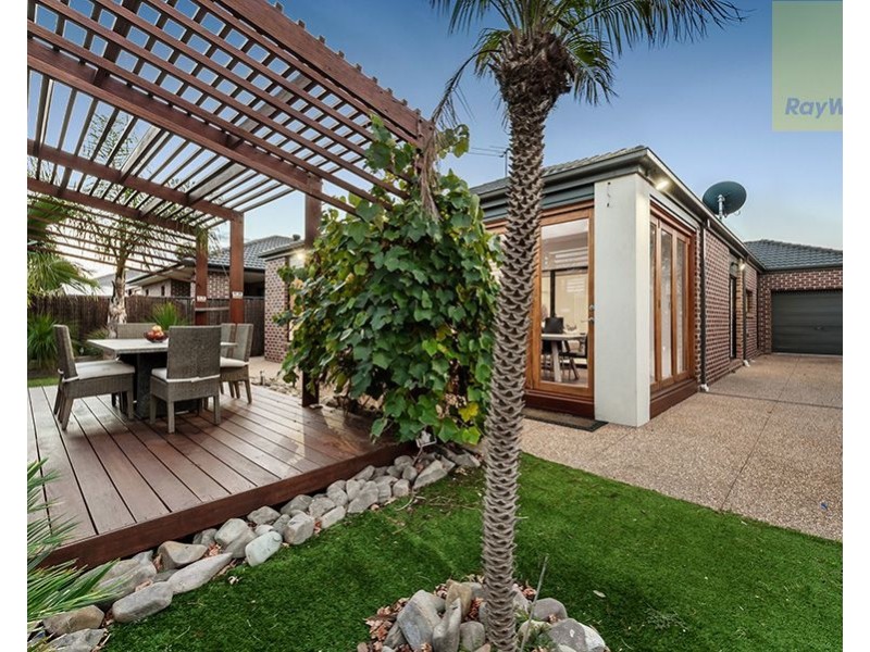 27 Somersby Road, Craigieburn VIC 3064