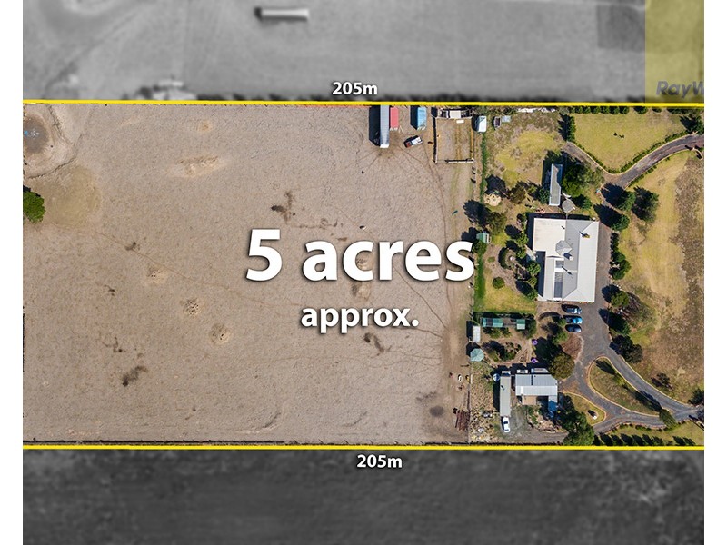 4 Whiteside Street, Beveridge VIC 3753