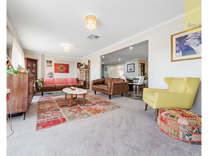 4 Whiteside Street, Beveridge VIC 3753