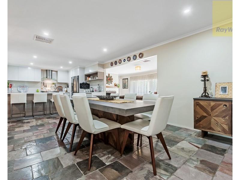 4 Whiteside Street, Beveridge VIC 3753