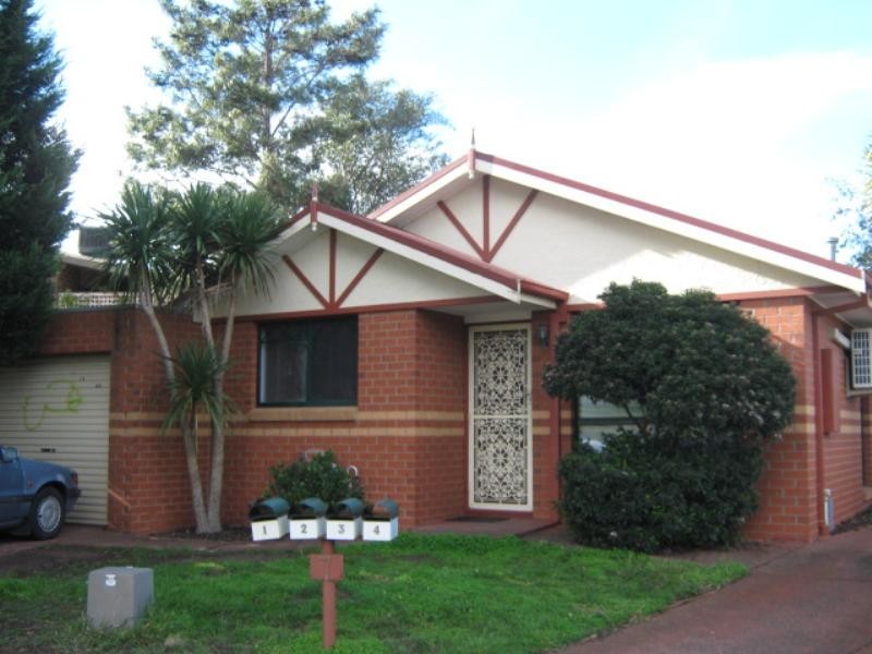 1/7 Chinnock Court, Craigieburn VIC 3064