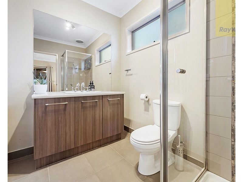 6 Lion Chase, Craigieburn VIC 3064