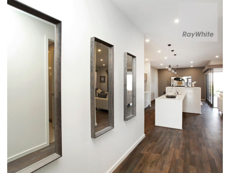 24 Destination Drive, Greenvale VIC 3059