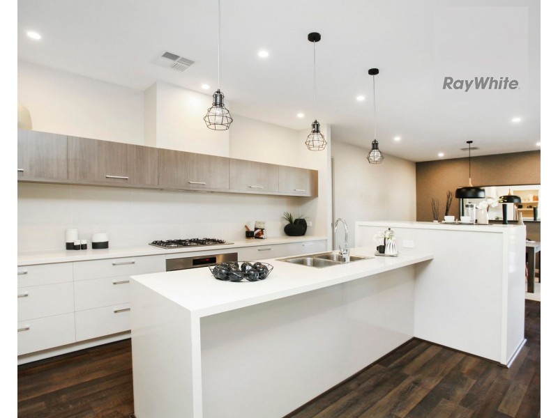 24 Destination Drive, Greenvale VIC 3059