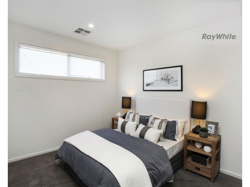 24 Destination Drive, Greenvale VIC 3059