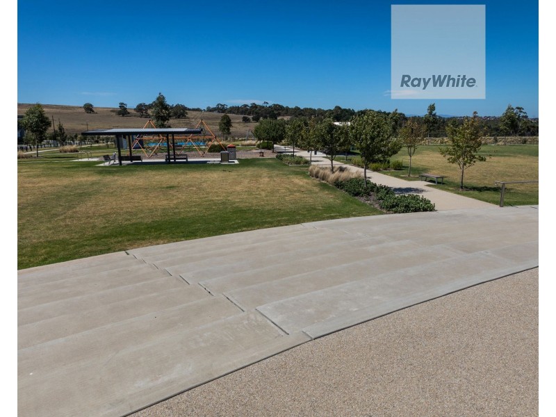 24 Destination Drive, Greenvale VIC 3059