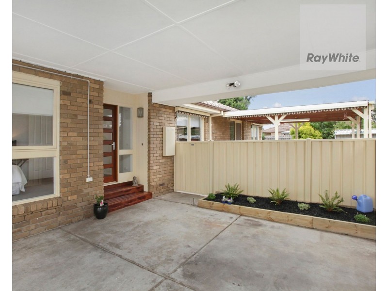 6 Chesney Court, Gladstone Park VIC 3043