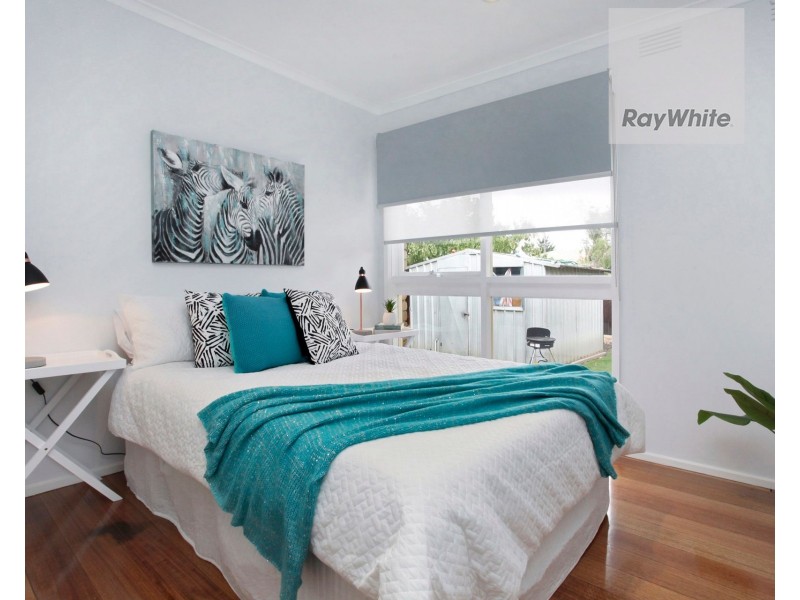 6 Chesney Court, Gladstone Park VIC 3043